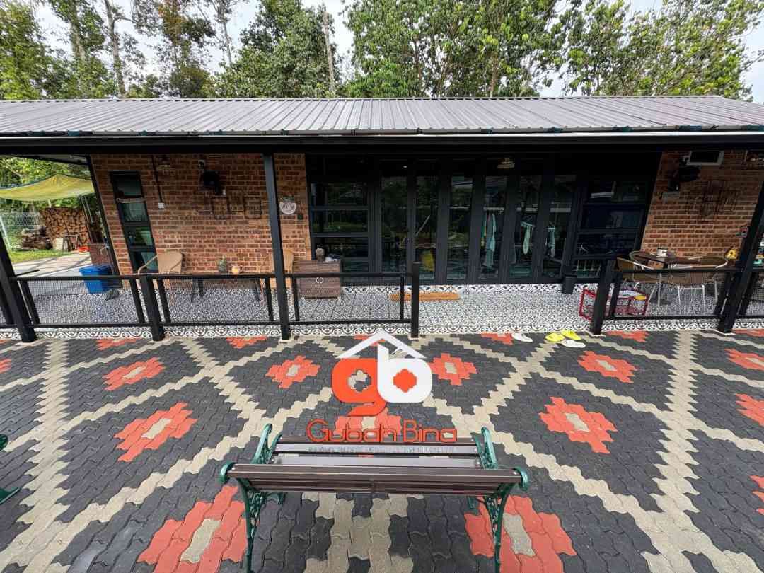 Photo 6154174457535643751 y